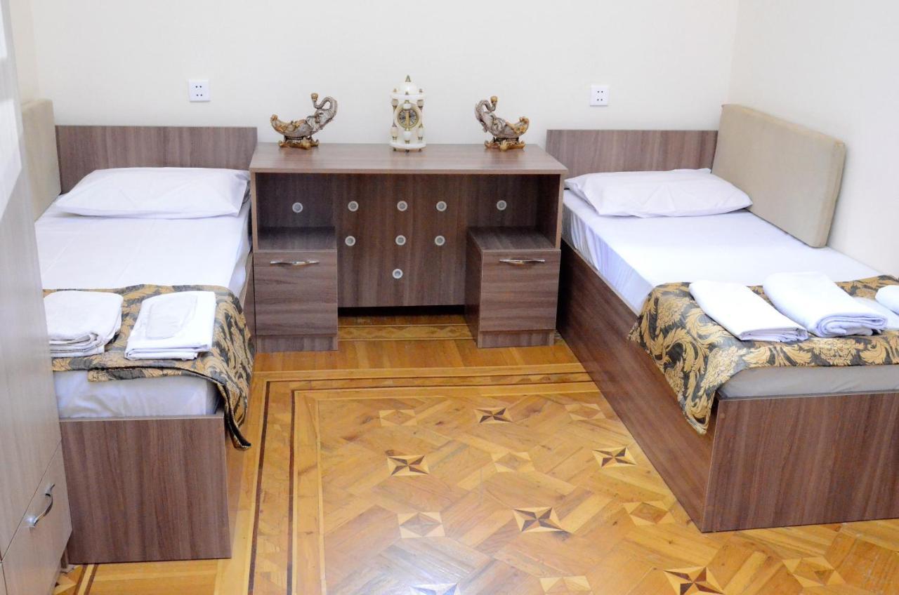 Centrum Hotel&Hostel Baku Exterior photo